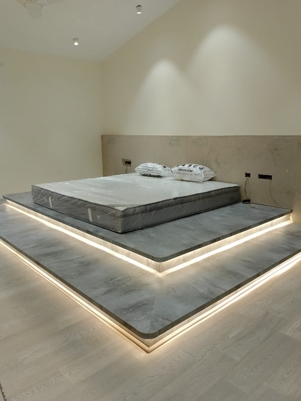 Bedroom Platform LED